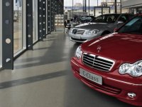 4S店汽車展廳室內展覽展示效果-2220-06